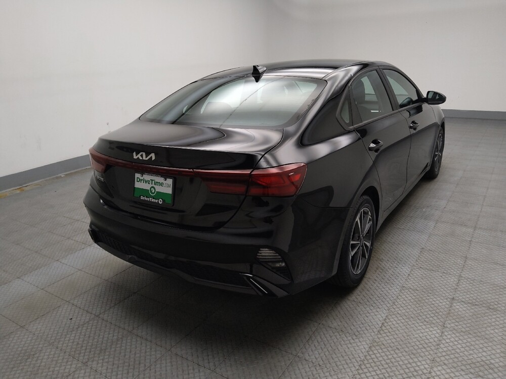 2023 Kia Forte in Lombard, IL 60148 - 18138958 9