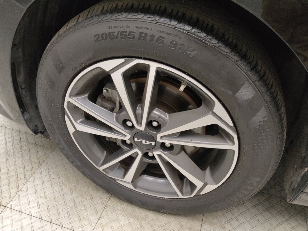 2023 Kia Forte in Lombard, IL 60148 - 18138958 31