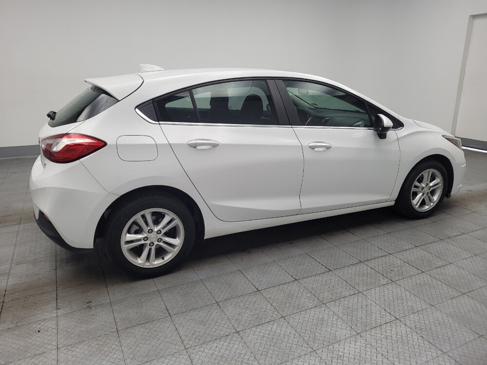 2018 Chevrolet Cruze in Memphis, TN 38115 - 18138964 10