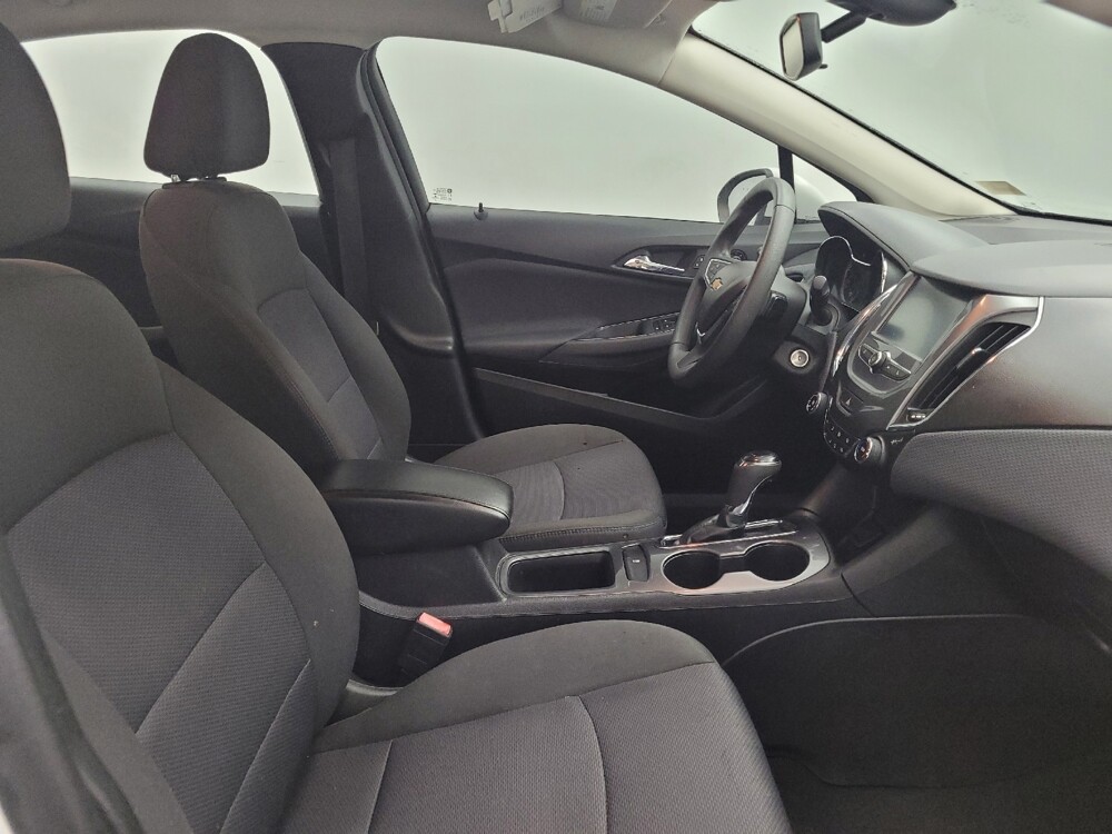 2018 Chevrolet Cruze in Memphis, TN 38115 - 18138964 21