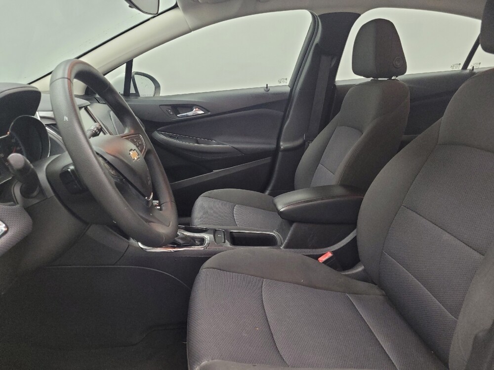 2018 Chevrolet Cruze in Memphis, TN 38115 - 18138964 17
