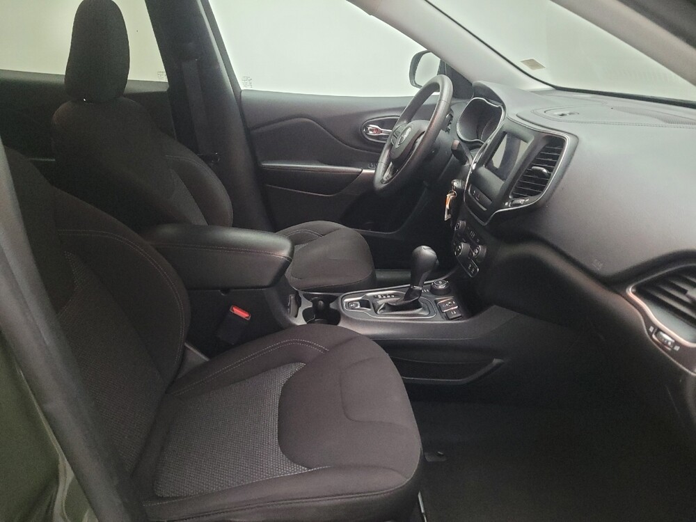 2020 Jeep Cherokee in Downey, CA 90241 - 18138973 21