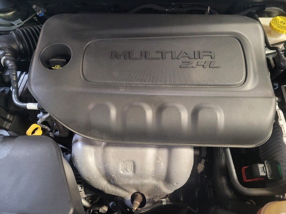2020 Jeep Cherokee in Downey, CA 90241 - 18138973 30