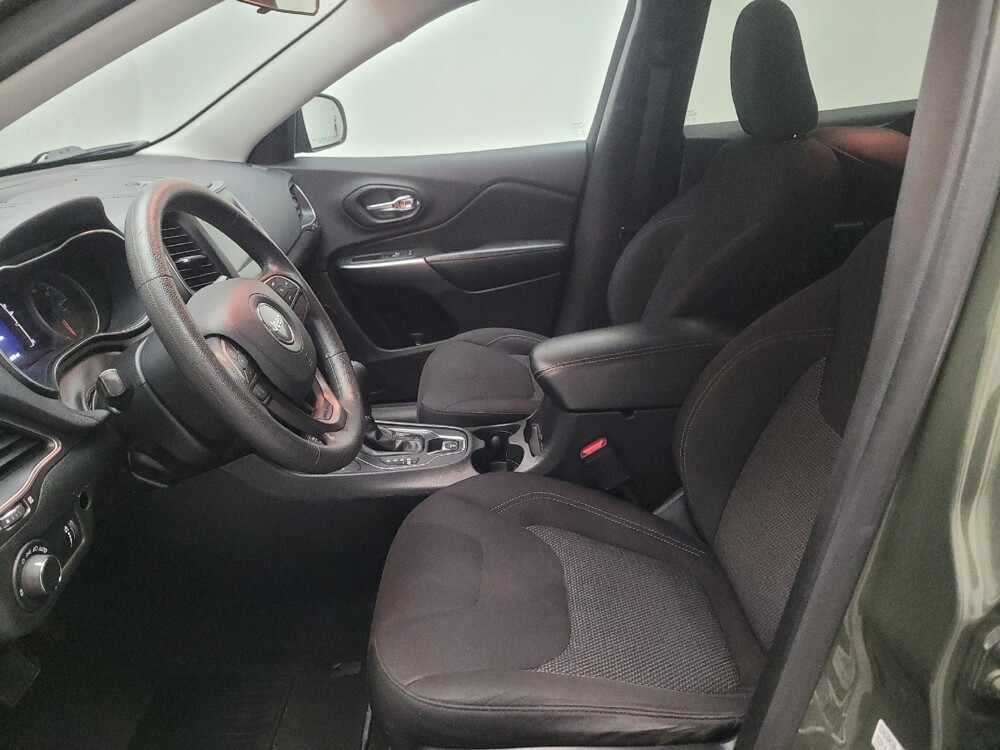 2020 Jeep Cherokee in Downey, CA 90241 - 18138973 17