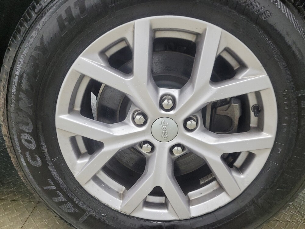2022 Jeep Grand Cherokee L in Highland, IN 46322 - 18138981 31