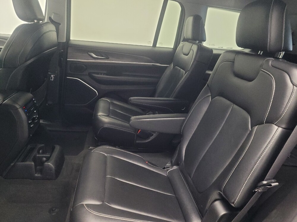 2022 Jeep Grand Cherokee L in Highland, IN 46322 - 18138981 18