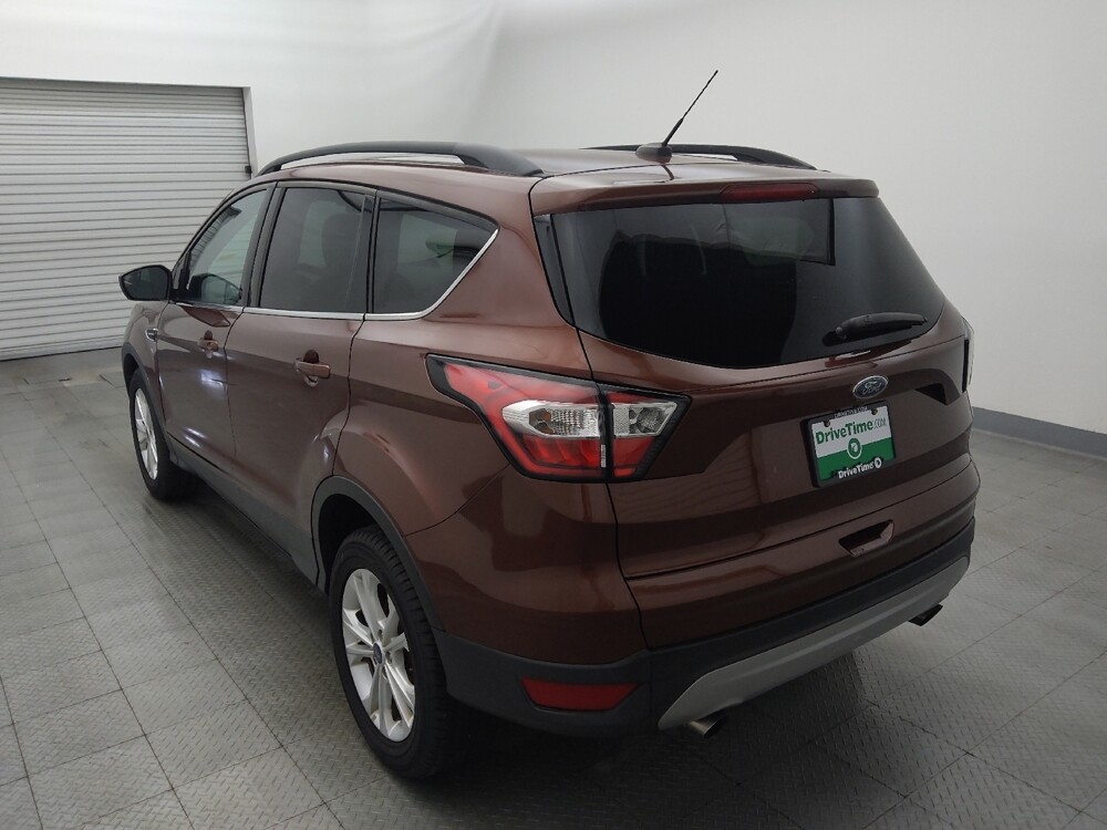 2018 Ford Escape in Houston, TX 77074 - 18138982 5