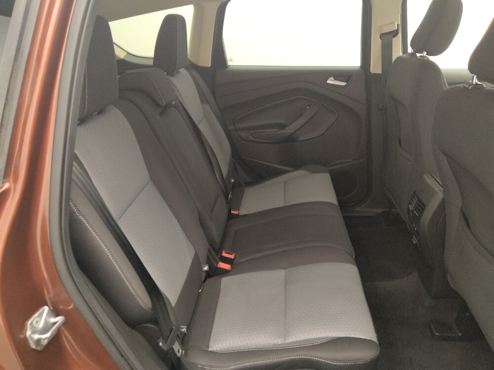 2018 Ford Escape in Houston, TX 77074 - 18138982 19