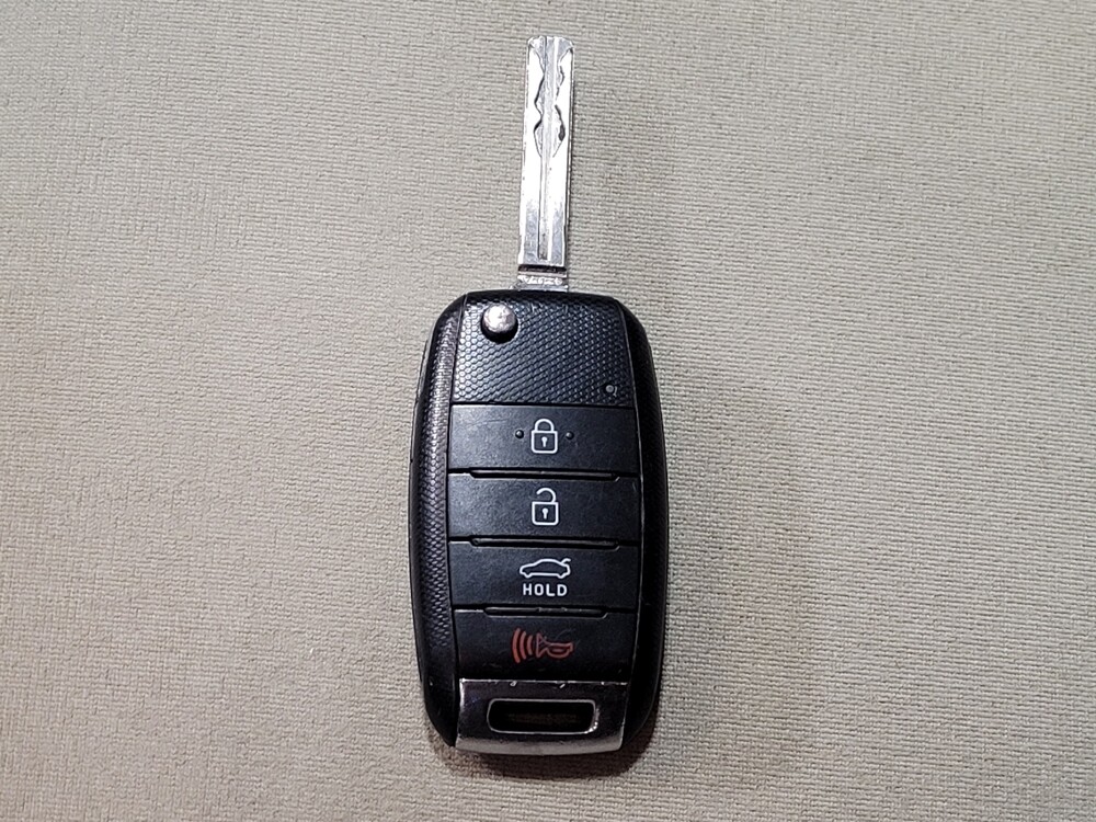 2015 Kia Optima in Savannah, GA 31419 - 18138989 32