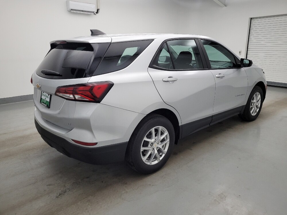 2022 Chevrolet Equinox in Fairfield, OH 45014 - 18138993 10
