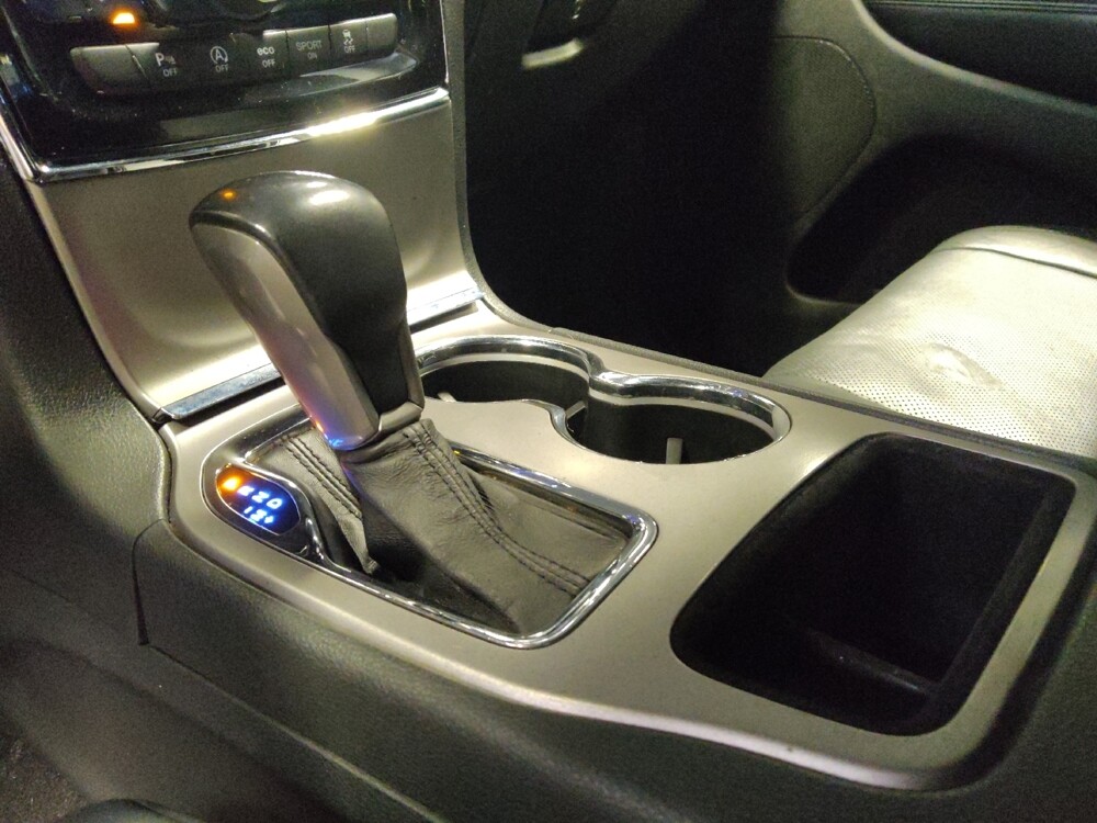 2019 Jeep Grand Cherokee in Mesa, AZ 85210 - 18138996 26