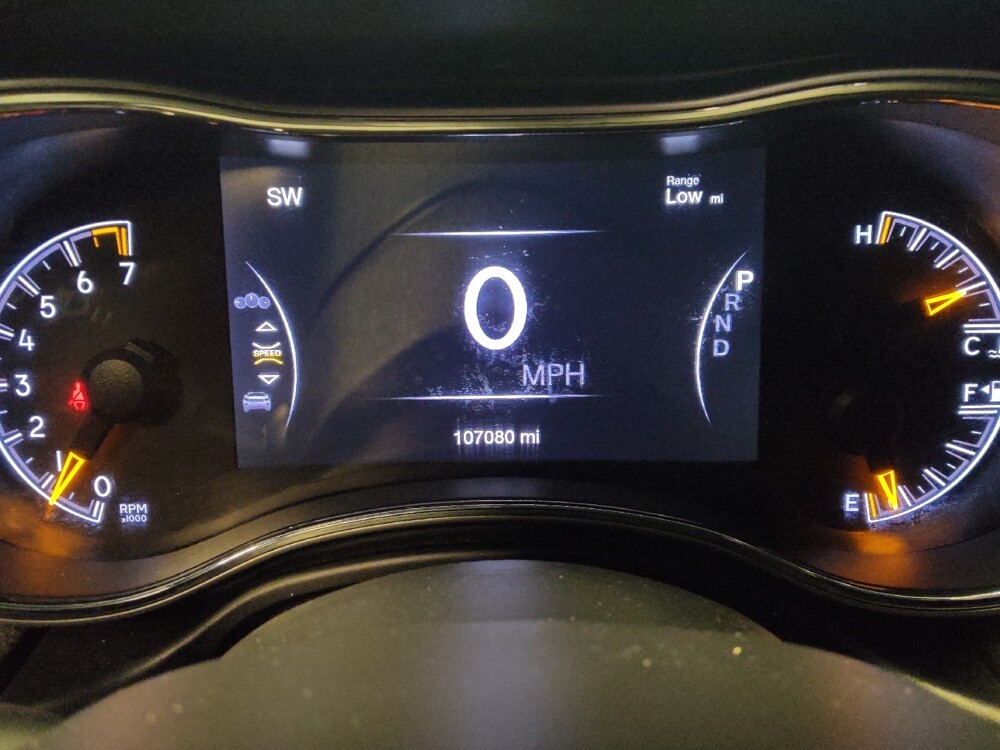 2019 Jeep Grand Cherokee in Mesa, AZ 85210 - 18138996 23