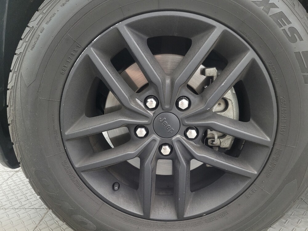 2019 Jeep Grand Cherokee in Mesa, AZ 85210 - 18138996 31