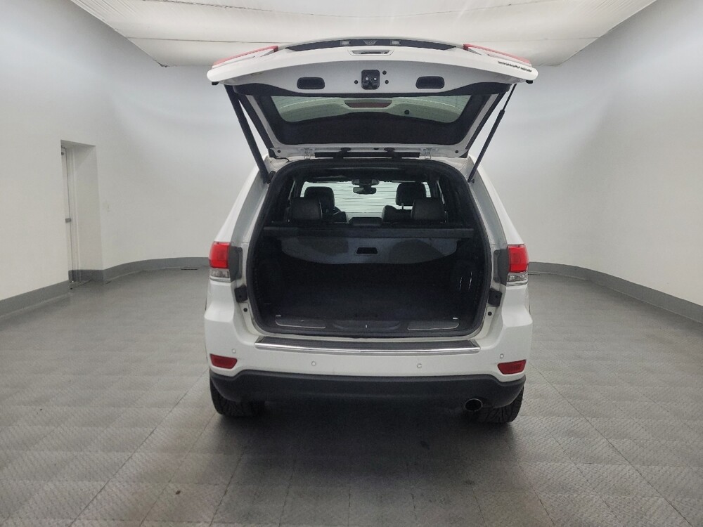 2019 Jeep Grand Cherokee in Mesa, AZ 85210 - 18138996 29