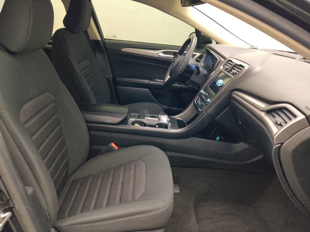 2020 Ford Fusion in Jacksonville, FL 32225 - 18139004 21