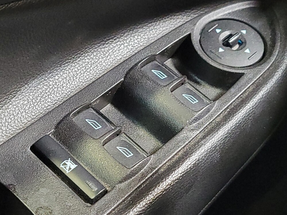 2017 Ford Escape in Fresno, CA 93726 - 18139013 27