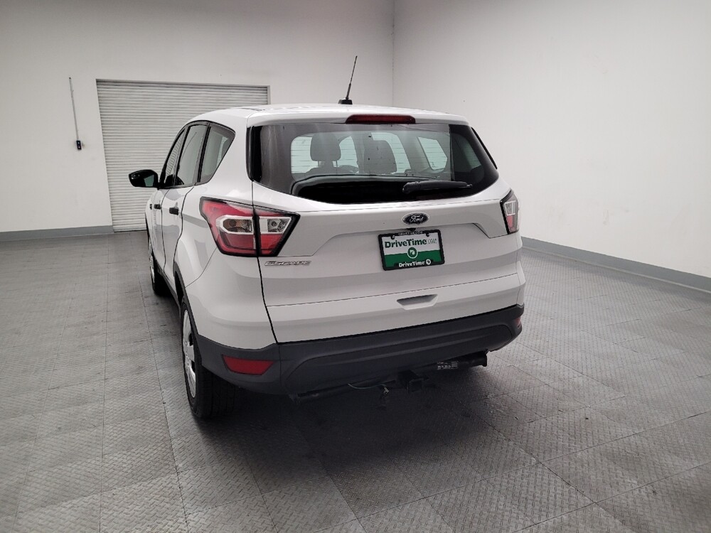 2017 Ford Escape in Fresno, CA 93726 - 18139013 6