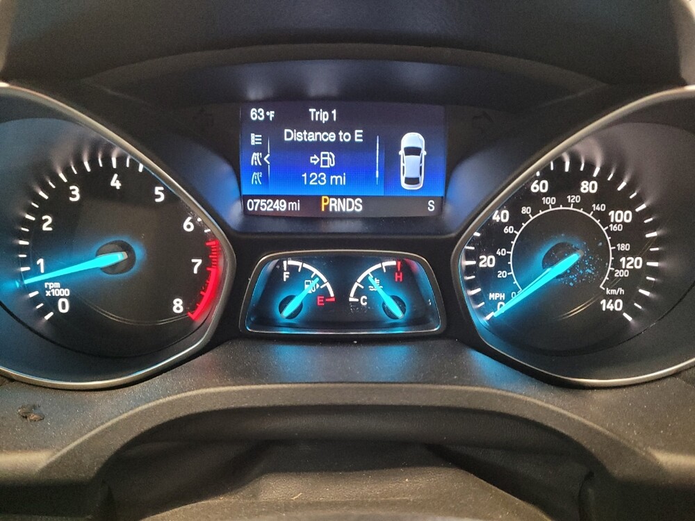 2017 Ford Escape in Fresno, CA 93726 - 18139013 23