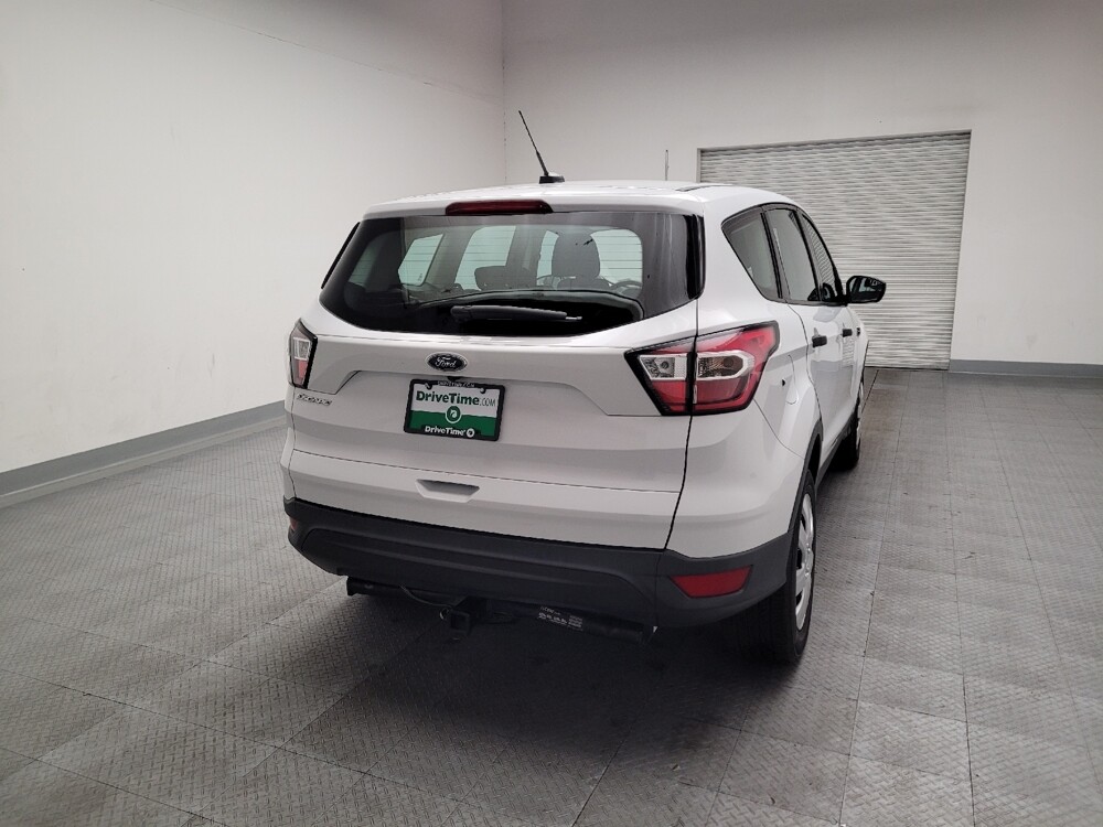 2017 Ford Escape in Fresno, CA 93726 - 18139013 7