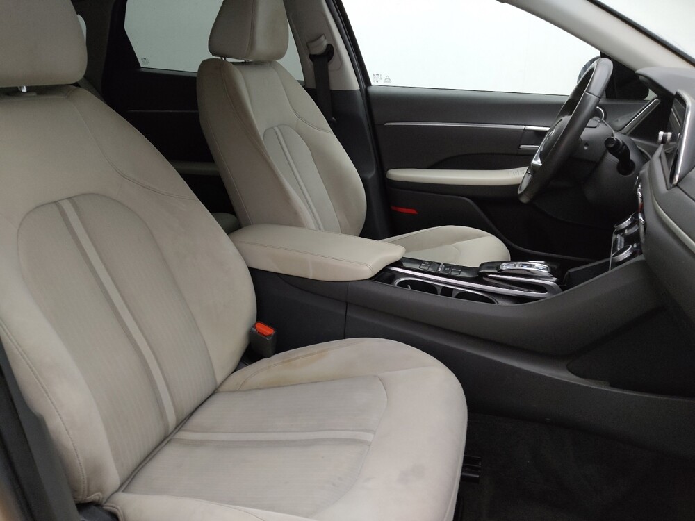2023 Hyundai Sonata in Greenville, SC 29607 - 18139014 21