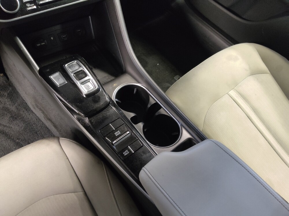 2023 Hyundai Sonata in Greenville, SC 29607 - 18139014 26