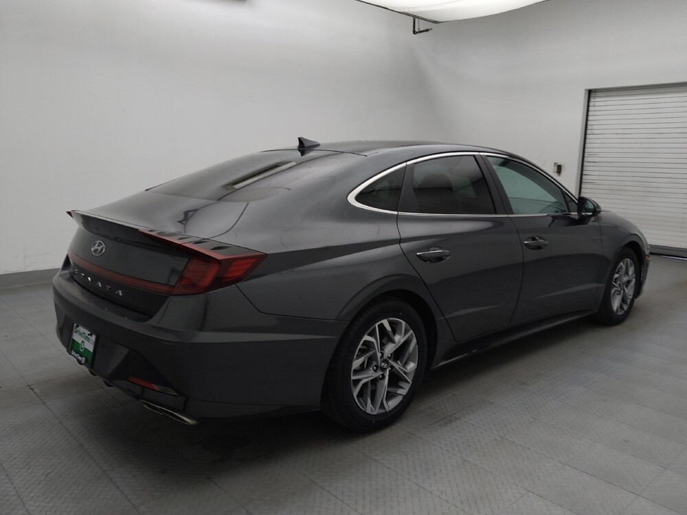 2023 Hyundai Sonata in Greenville, SC 29607 - 18139014 10