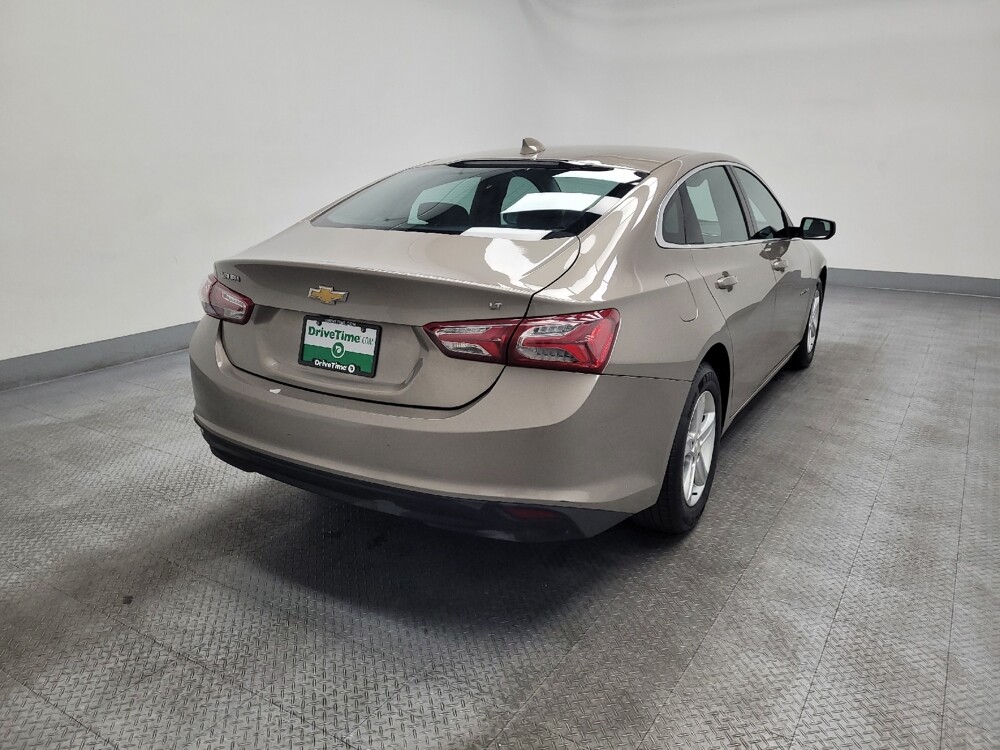 2022 Chevrolet Malibu in Las Vegas, NV 89102 - 18139015 9