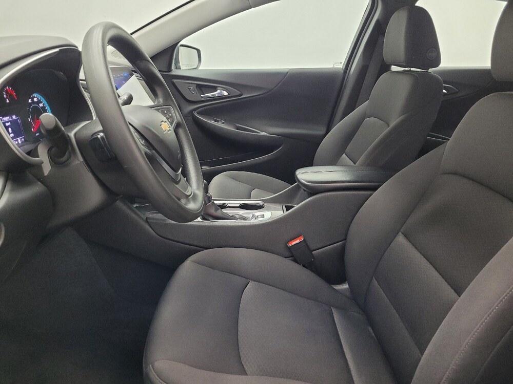 2022 Chevrolet Malibu in Las Vegas, NV 89102 - 18139015 17