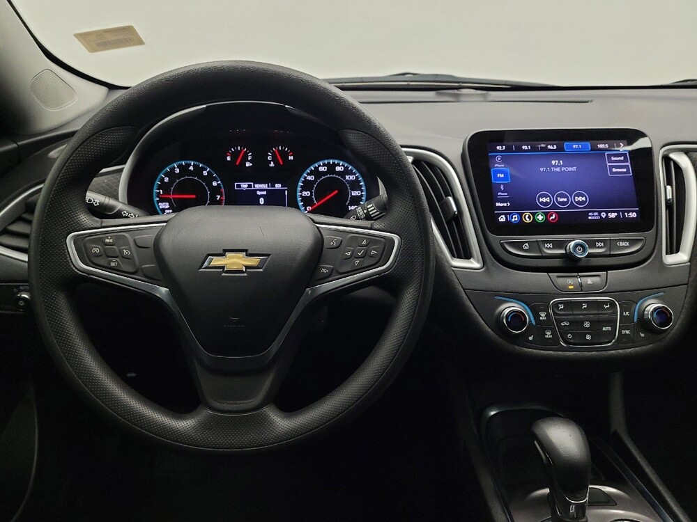 2022 Chevrolet Malibu in Las Vegas, NV 89102 - 18139015 22