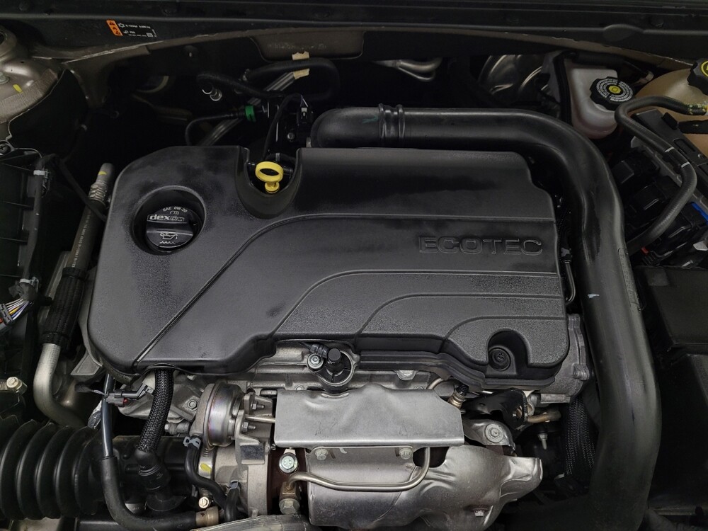 2022 Chevrolet Malibu in Las Vegas, NV 89102 - 18139015 30