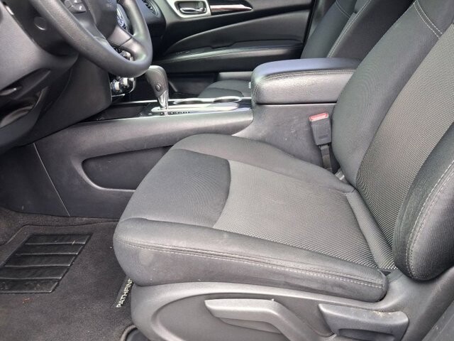 2020 Nissan Pathfinder in Knoxville, TN 37912 - 18139022 7