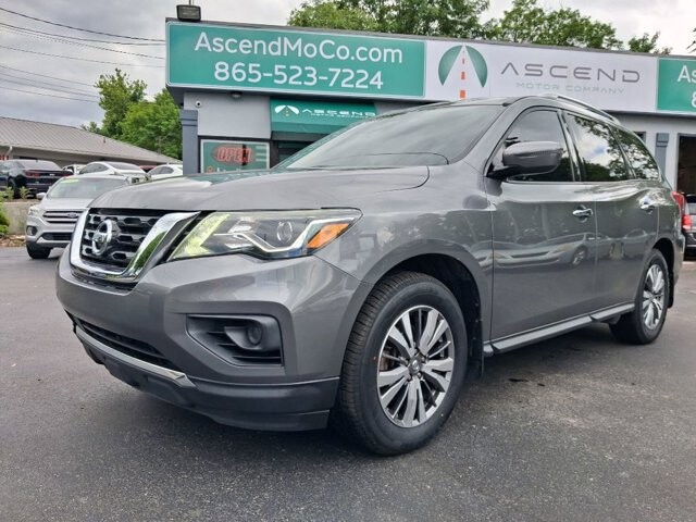 2020 Nissan Pathfinder in Knoxville, TN 37912 - 18139022