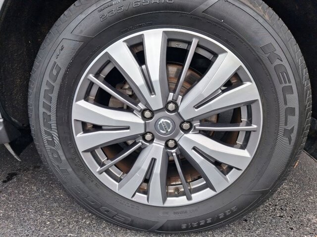 2020 Nissan Pathfinder in Knoxville, TN 37912 - 18139022 12