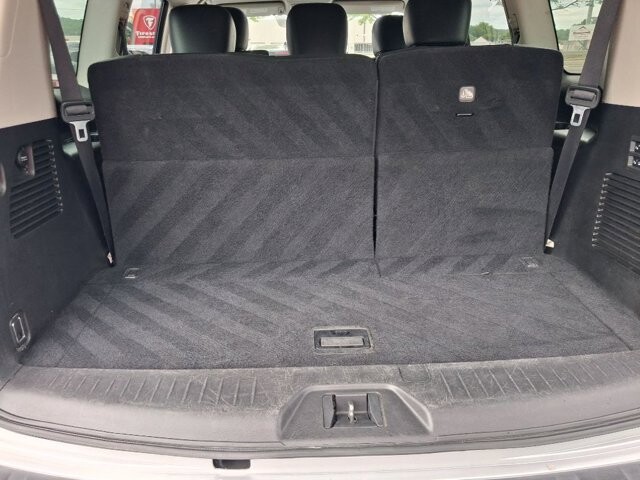 2019 Nissan Armada in Knoxville, TN 37912 - 18139024 7