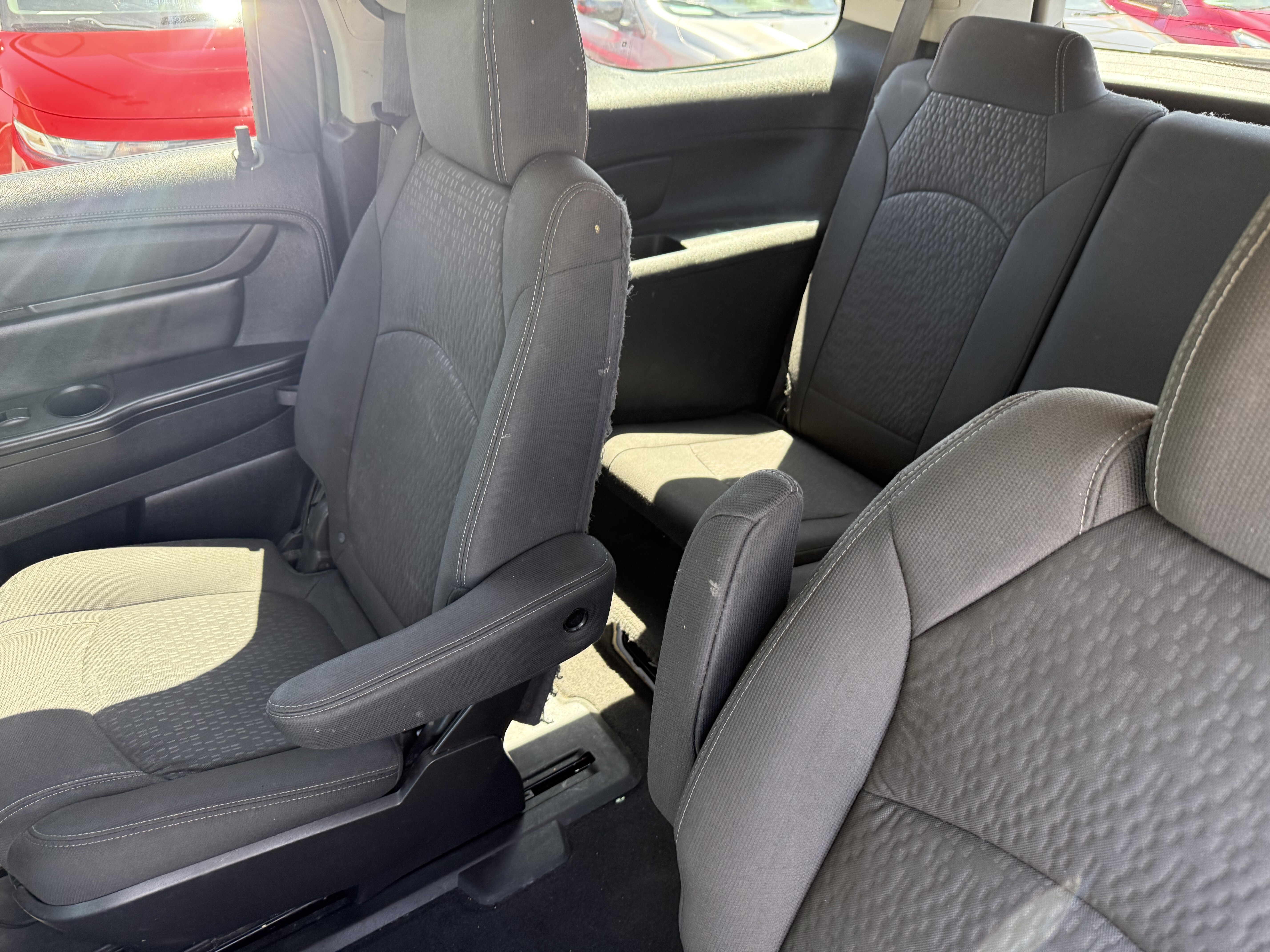 2015 GMC Acadia in Phoenix, AZ 85022 - 18139038 8