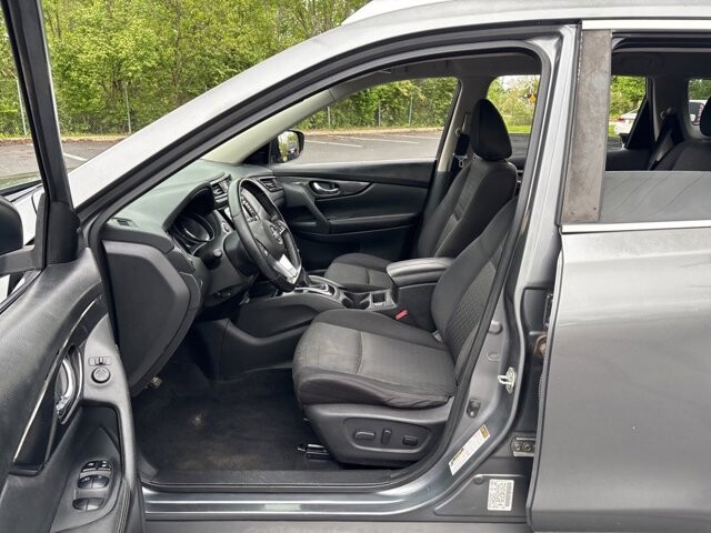 2018 Nissan Rogue in Marysville, OH 43040 - 18139039 14