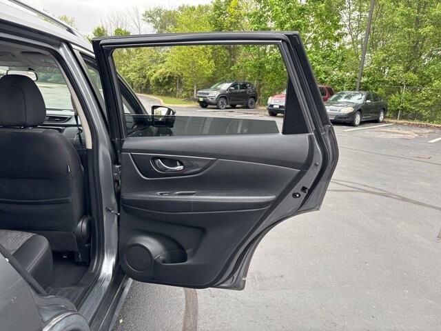 2018 Nissan Rogue in Marysville, OH 43040 - 18139039 36