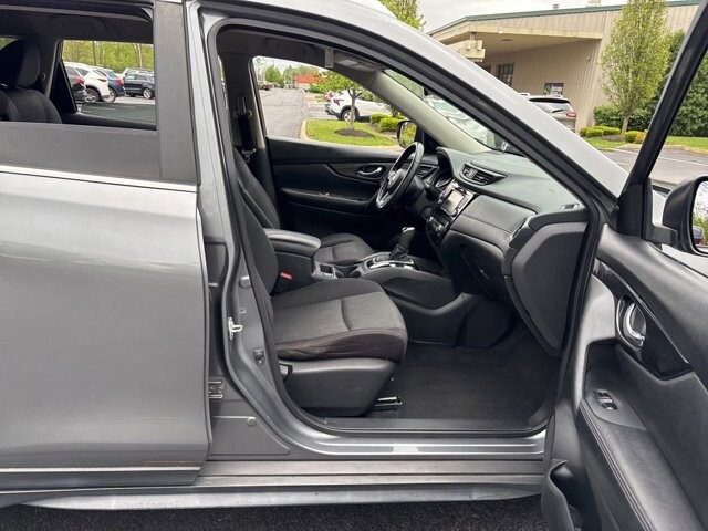 2018 Nissan Rogue in Marysville, OH 43040 - 18139039 41