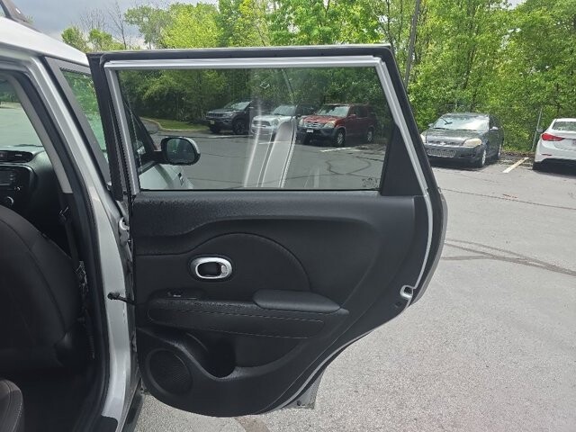 2017 Kia Soul in Marysville, OH 43040 - 18139040 23