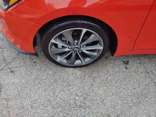 2019 Hyundai Veloster in Greenville, SC 29607 - 18139043 12