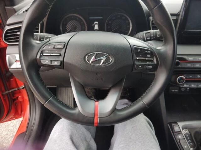 2019 Hyundai Veloster in Greenville, SC 29607 - 18139043 25