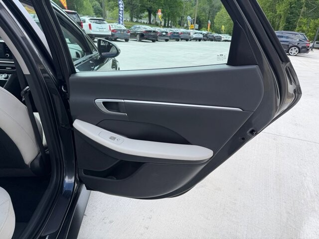 2021 Hyundai Sonata in Knoxville, TN 37920 - 18139045 10