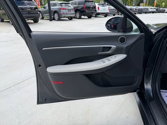 2021 Hyundai Sonata in Knoxville, TN 37920 - 18139045 7