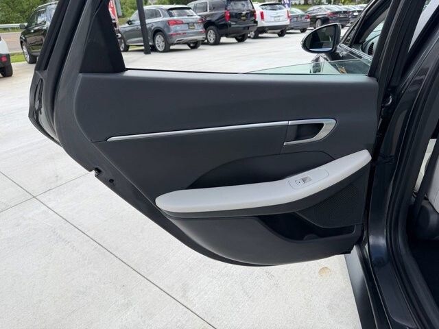 2021 Hyundai Sonata in Knoxville, TN 37920 - 18139045 8