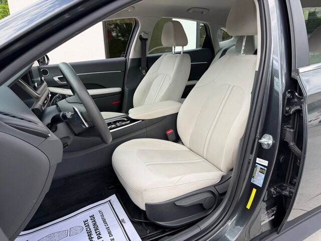 2021 Hyundai Sonata in Knoxville, TN 37920 - 18139045 13