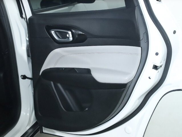 2023 Jeep Compass in Bedford, OH 44146 - 18139046 31