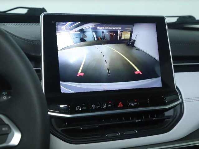 2023 Jeep Compass in Bedford, OH 44146 - 18139046 29