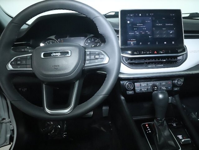 2023 Jeep Compass in Bedford, OH 44146 - 18139046 28