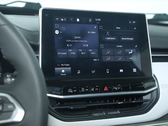 2023 Jeep Compass in Bedford, OH 44146 - 18139046 25