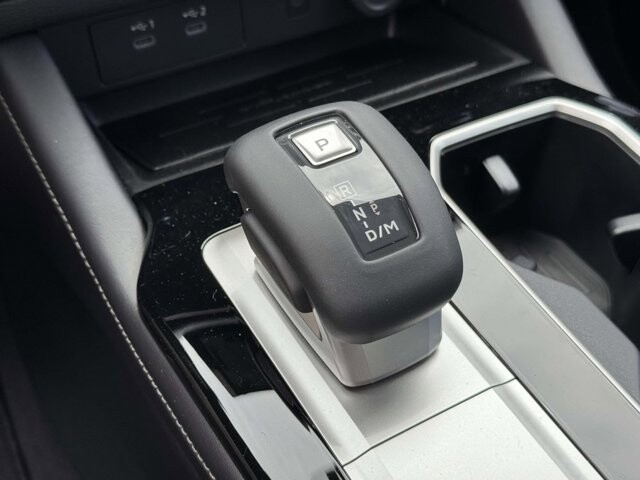 2026 Mitsubishi Outlander in Winchester, VA 22602 - 18139058 16